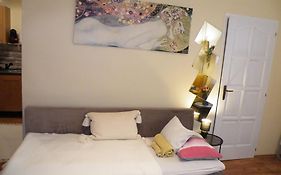 Heart Of Pecs Apartman Free Parking
